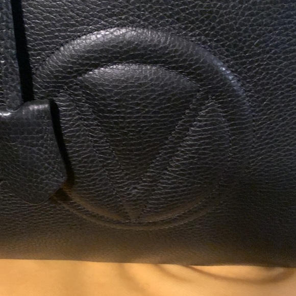 Designer Genuine Black Crossbody Bag, used once, in very good condition. - Picture 2 of 13